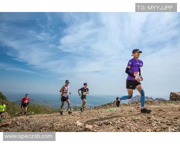 城市马拉松评析:北京滑板队展现非凡力量与团队精神 城市马拉松评析:北京滑板队展现非凡力量与团队精神