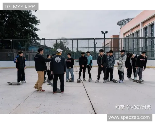 广州滑板队战术分析:防守反击的成功与不足之处探讨 广州滑板队战术分析:防守反击的成功与不足之处探讨